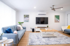 Pet Friendly Battery Hill Home away from Home, Caloundra